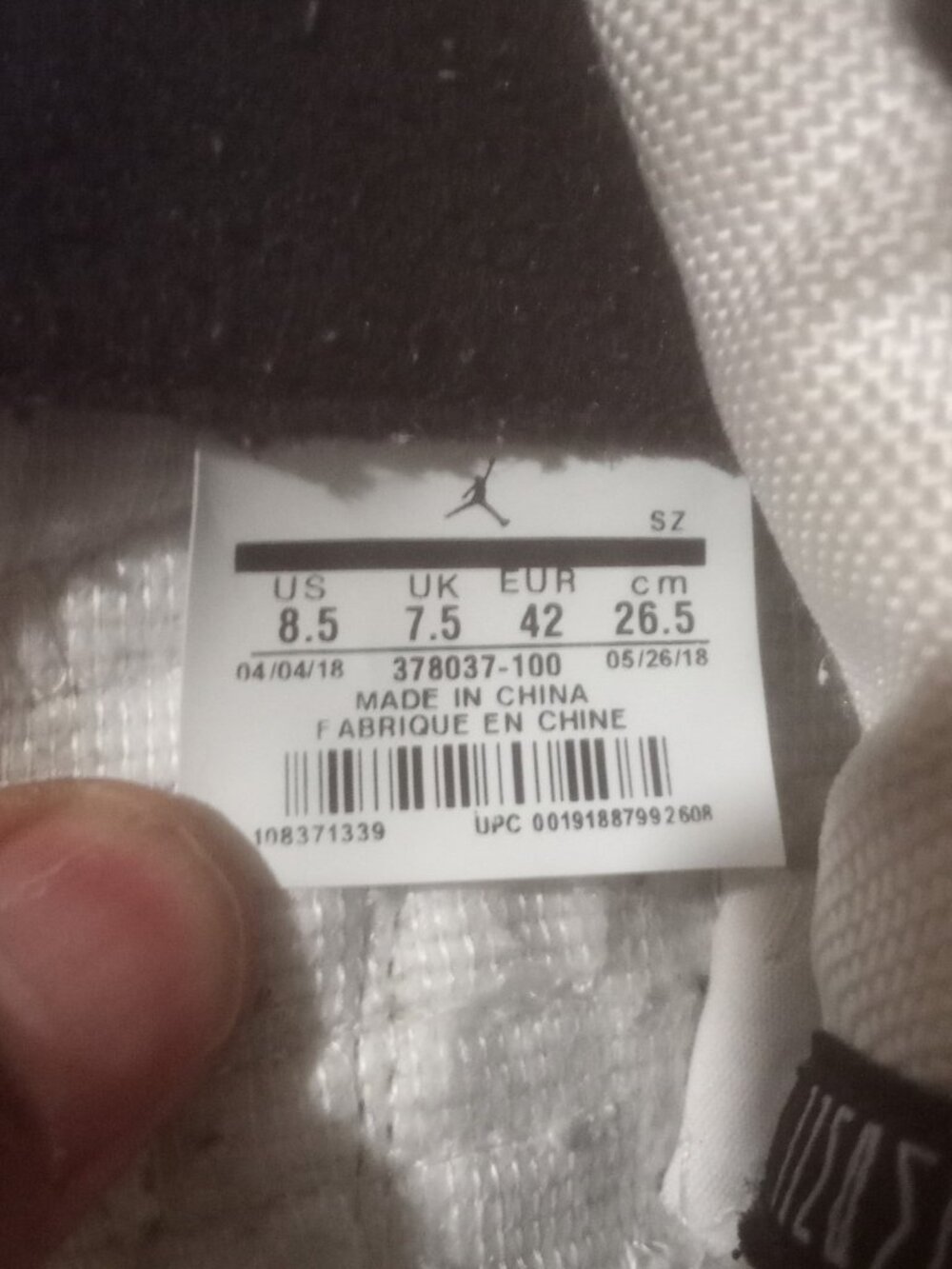 Nike Air Jordan 11 Retro Concord 2018 Size 8.5 378037-100 - Picture 2 of 16